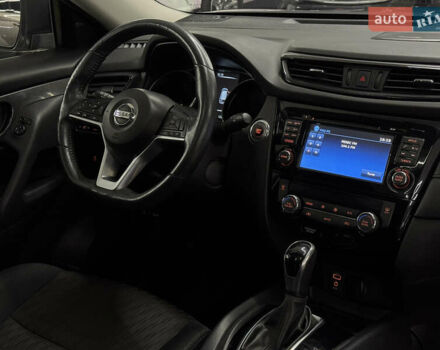 Серый Ниссан Rogue, объемом двигателя 2 л и пробегом 132 тыс. км за 16999 $, фото 23 на Automoto.ua