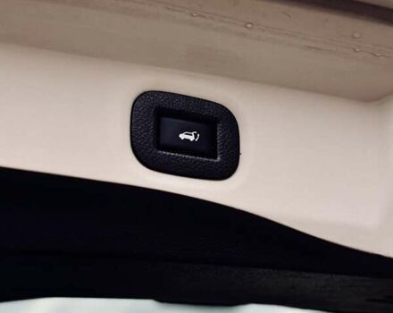 Сірий Ніссан Rogue, об'ємом двигуна 2.5 л та пробігом 180 тис. км за 17500 $, фото 19 на Automoto.ua