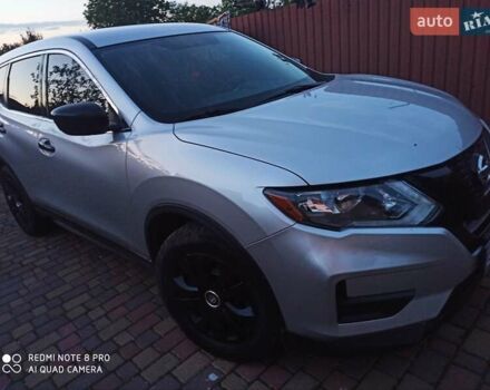 Серый Ниссан Rogue, объемом двигателя 2.5 л и пробегом 160 тыс. км за 12000 $, фото 1 на Automoto.ua