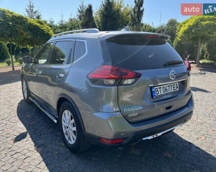 Сірий Ніссан Rogue, об'ємом двигуна 2.49 л та пробігом 62 тис. км за 18900 $, фото 6 на Automoto.ua