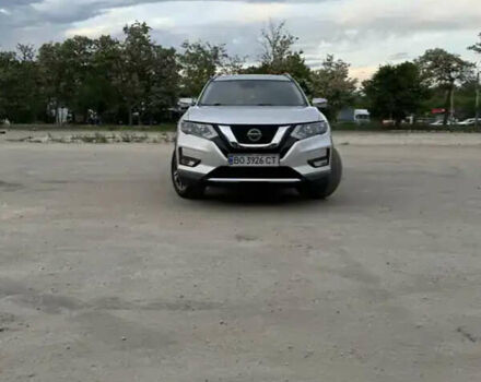 Серый Ниссан Rogue, объемом двигателя 2.49 л и пробегом 160 тыс. км за 15000 $, фото 5 на Automoto.ua