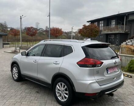 Серый Ниссан Rogue, объемом двигателя 2.5 л и пробегом 137 тыс. км за 10999 $, фото 2 на Automoto.ua