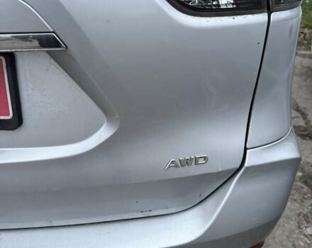 Серый Ниссан Rogue, объемом двигателя 2.5 л и пробегом 143 тыс. км за 13500 $, фото 7 на Automoto.ua