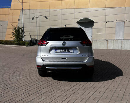 Серый Ниссан Rogue, объемом двигателя 2.49 л и пробегом 119 тыс. км за 15200 $, фото 5 на Automoto.ua