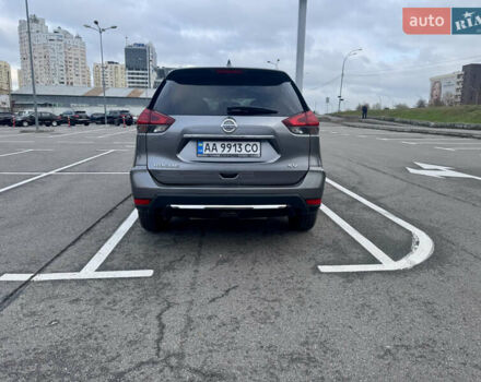 Серый Ниссан Rogue, объемом двигателя 2.49 л и пробегом 154 тыс. км за 13700 $, фото 4 на Automoto.ua