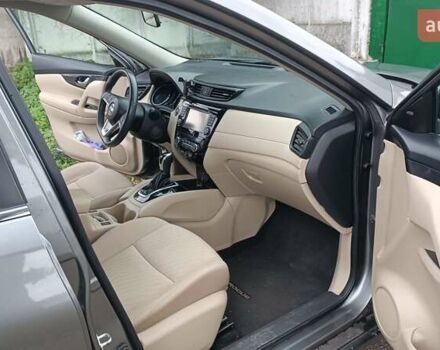 Серый Ниссан Rogue, объемом двигателя 2.49 л и пробегом 136 тыс. км за 14300 $, фото 11 на Automoto.ua