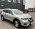 Серый Ниссан Rogue, объемом двигателя 2.5 л и пробегом 137 тыс. км за 10999 $, фото 1 на Automoto.ua