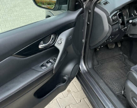 Сірий Ніссан Rogue, об'ємом двигуна 2.49 л та пробігом 94 тис. км за 16700 $, фото 25 на Automoto.ua