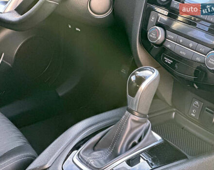 Серый Ниссан Rogue, объемом двигателя 2.5 л и пробегом 85 тыс. км за 14900 $, фото 32 на Automoto.ua