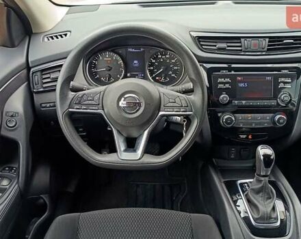 Серый Ниссан Rogue, объемом двигателя 2 л и пробегом 48 тыс. км за 13804 $, фото 8 на Automoto.ua