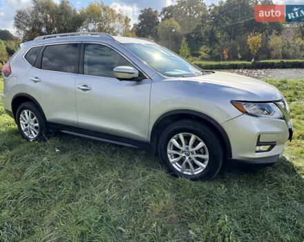 Серый Ниссан Rogue, объемом двигателя 2.49 л и пробегом 119 тыс. км за 14750 $, фото 4 на Automoto.ua