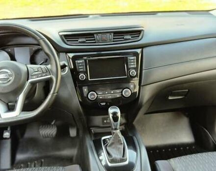 Серый Ниссан Rogue, объемом двигателя 2.5 л и пробегом 301 тыс. км за 11900 $, фото 12 на Automoto.ua