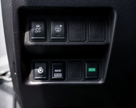 Сірий Ніссан Rogue, об'ємом двигуна 2 л та пробігом 97 тис. км за 357 $, фото 14 на Automoto.ua