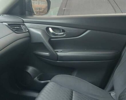 Сірий Ніссан Rogue, об'ємом двигуна 2.49 л та пробігом 173 тис. км за 12000 $, фото 9 на Automoto.ua