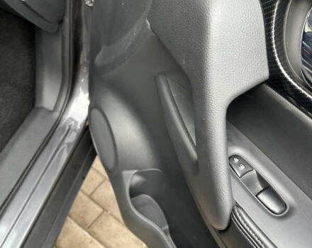 Сірий Ніссан Rogue, об'ємом двигуна 2.49 л та пробігом 94 тис. км за 16700 $, фото 38 на Automoto.ua