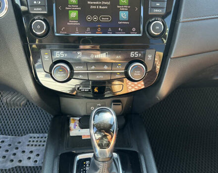 Сірий Ніссан Rogue, об'ємом двигуна 2.49 л та пробігом 62 тис. км за 18900 $, фото 23 на Automoto.ua