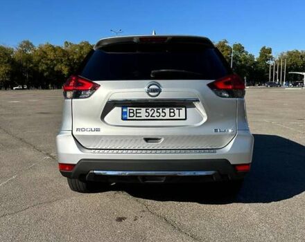 Серый Ниссан Rogue, объемом двигателя 2.49 л и пробегом 160 тыс. км за 16200 $, фото 3 на Automoto.ua