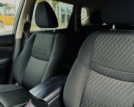 Сірий Ніссан Rogue, об'ємом двигуна 2.5 л та пробігом 180 тис. км за 17500 $, фото 18 на Automoto.ua