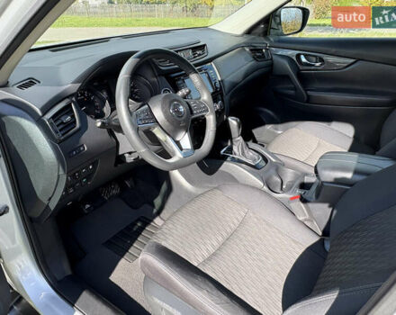 Серый Ниссан Rogue, объемом двигателя 2.49 л и пробегом 119 тыс. км за 14750 $, фото 5 на Automoto.ua