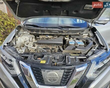 Серый Ниссан Rogue, объемом двигателя 2.5 л и пробегом 71 тыс. км за 18000 $, фото 8 на Automoto.ua