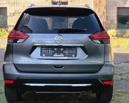 Серый Ниссан Rogue, объемом двигателя 2.5 л и пробегом 301 тыс. км за 11900 $, фото 6 на Automoto.ua