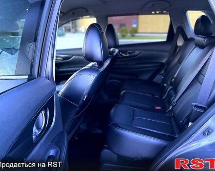 Серый Ниссан Rogue, объемом двигателя 2.5 л и пробегом 36 тыс. км за 17700 $, фото 5 на Automoto.ua