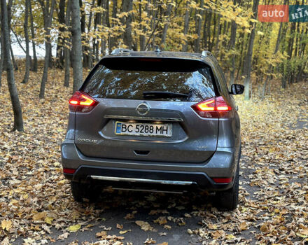 Серый Ниссан Rogue, объемом двигателя 2.49 л и пробегом 180 тыс. км за 13300 $, фото 2 на Automoto.ua