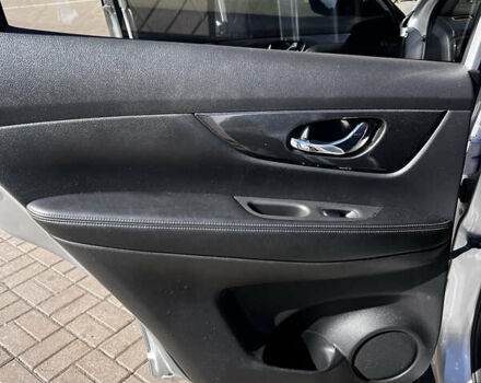 Серый Ниссан Rogue, объемом двигателя 2.49 л и пробегом 119 тыс. км за 15200 $, фото 22 на Automoto.ua