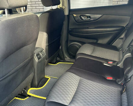 Серый Ниссан Rogue, объемом двигателя 2.49 л и пробегом 154 тыс. км за 16500 $, фото 12 на Automoto.ua