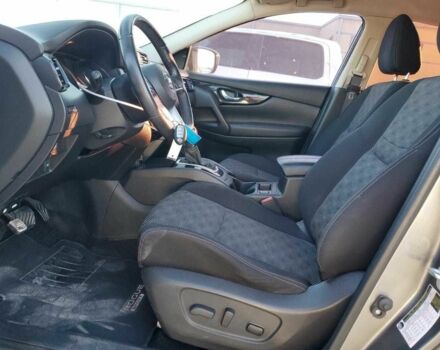 Серый Ниссан Rogue, объемом двигателя 2 л и пробегом 96 тыс. км за 2100 $, фото 6 на Automoto.ua