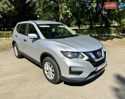 Сірий Ніссан Rogue, об'ємом двигуна 2.5 л та пробігом 118 тис. км за 13750 $, фото 1 на Automoto.ua