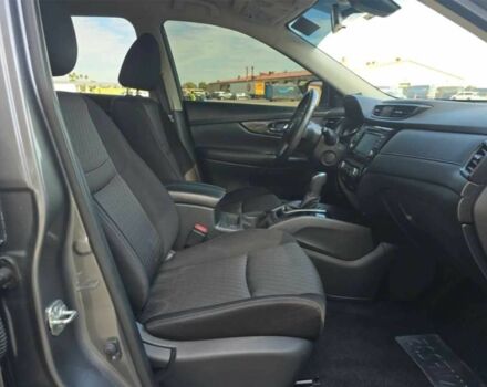 Серый Ниссан Rogue, объемом двигателя 2.5 л и пробегом 84 тыс. км за 9700 $, фото 6 на Automoto.ua