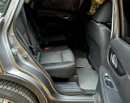 Серый Ниссан Rogue, объемом двигателя 2.49 л и пробегом 180 тыс. км за 13300 $, фото 34 на Automoto.ua