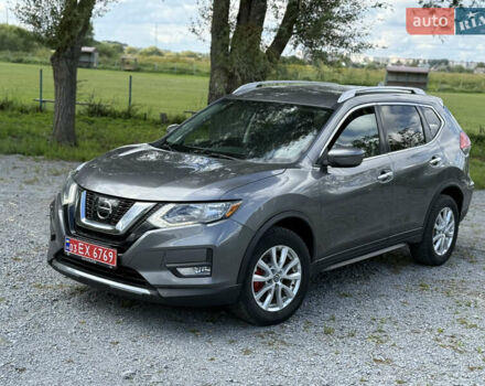 Сірий Ніссан Rogue, об'ємом двигуна 2.5 л та пробігом 100 тис. км за 13500 $, фото 4 на Automoto.ua