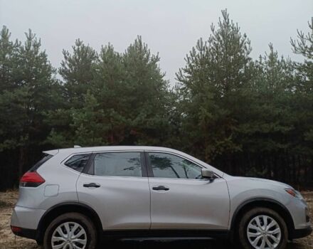 Серый Ниссан Rogue, объемом двигателя 2.5 л и пробегом 157 тыс. км за 13500 $, фото 5 на Automoto.ua