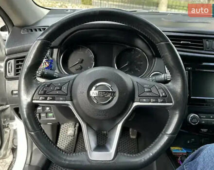 Серый Ниссан Rogue, объемом двигателя 2.49 л и пробегом 160 тыс. км за 15000 $, фото 14 на Automoto.ua