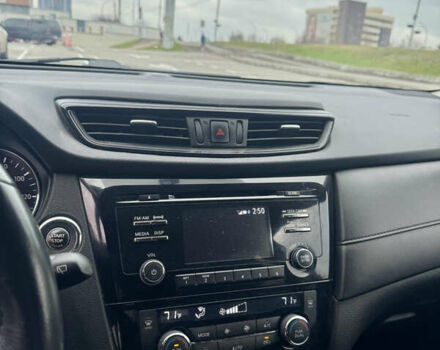 Серый Ниссан Rogue, объемом двигателя 2.49 л и пробегом 154 тыс. км за 13700 $, фото 19 на Automoto.ua