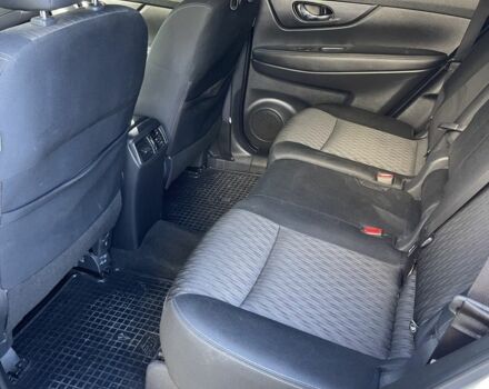 Ніссан Rogue 2017 у Хмельницькому на Automoto.ua Сірий Ніссан Rogue, об'ємом двигуна 2.5 л та пробігом 162 тис. км за 12800 $, фото 10 на Automoto.ua