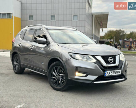 Серый Ниссан Rogue, объемом двигателя 2 л и пробегом 165 тыс. км за 15500 $, фото 4 на Automoto.ua