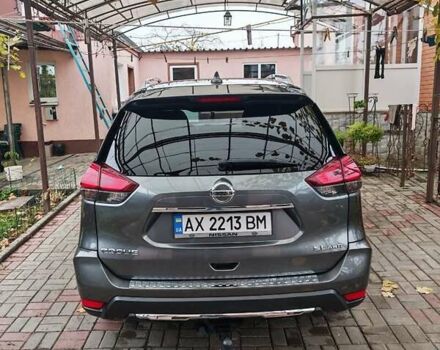 Серый Ниссан Rogue, объемом двигателя 2.49 л и пробегом 82 тыс. км за 17500 $, фото 4 на Automoto.ua