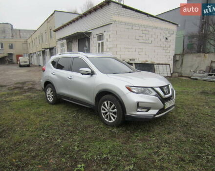 Серый Ниссан Rogue, объемом двигателя 2.5 л и пробегом 120 тыс. км за 16000 $, фото 5 на Automoto.ua