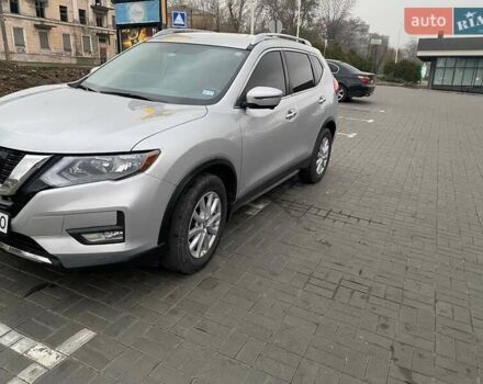 Сірий Ніссан Rogue, об'ємом двигуна 2.49 л та пробігом 93 тис. км за 17000 $, фото 9 на Automoto.ua
