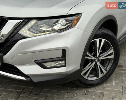 Сірий Ніссан Rogue, об'ємом двигуна 2.5 л та пробігом 47 тис. км за 16999 $, фото 5 на Automoto.ua