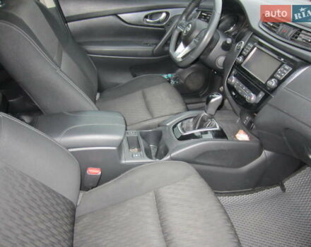 Серый Ниссан Rogue, объемом двигателя 2.5 л и пробегом 120 тыс. км за 16000 $, фото 25 на Automoto.ua