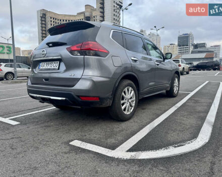 Серый Ниссан Rogue, объемом двигателя 2.49 л и пробегом 154 тыс. км за 13700 $, фото 3 на Automoto.ua