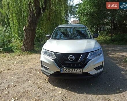 Серый Ниссан Rogue, объемом двигателя 2.5 л и пробегом 160 тыс. км за 12000 $, фото 9 на Automoto.ua