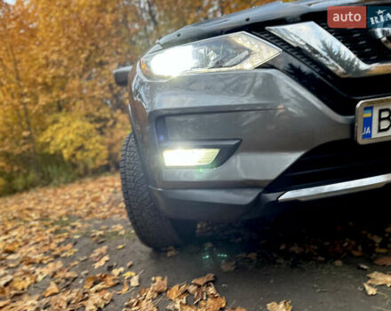 Серый Ниссан Rogue, объемом двигателя 2.49 л и пробегом 180 тыс. км за 13300 $, фото 39 на Automoto.ua