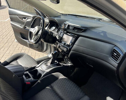 Серый Ниссан Rogue, объемом двигателя 2.49 л и пробегом 119 тыс. км за 15200 $, фото 17 на Automoto.ua