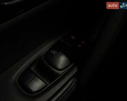 Серый Ниссан Rogue, объемом двигателя 2 л и пробегом 132 тыс. км за 16999 $, фото 25 на Automoto.ua