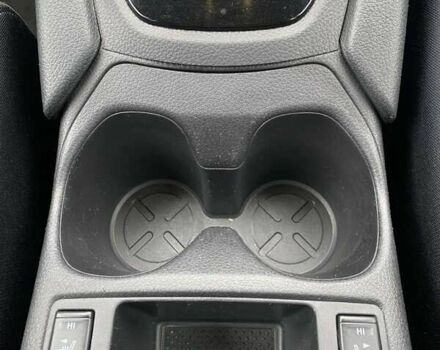 Серый Ниссан Rogue, объемом двигателя 2.5 л и пробегом 137 тыс. км за 10999 $, фото 16 на Automoto.ua